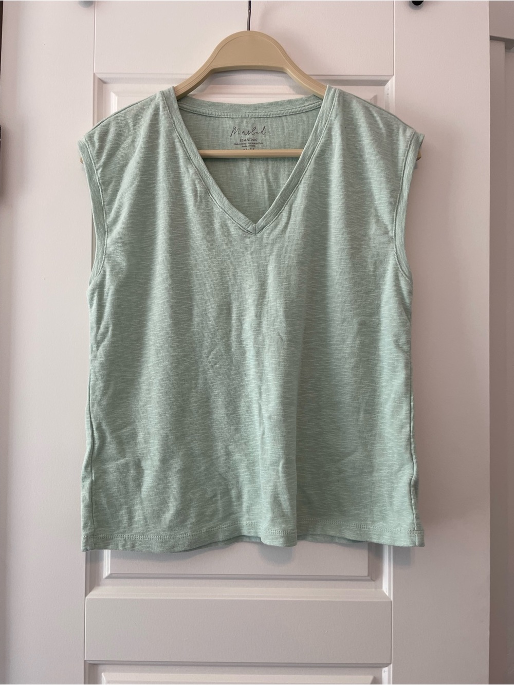 Marled Soft Mint V-Neck Muscle Tee